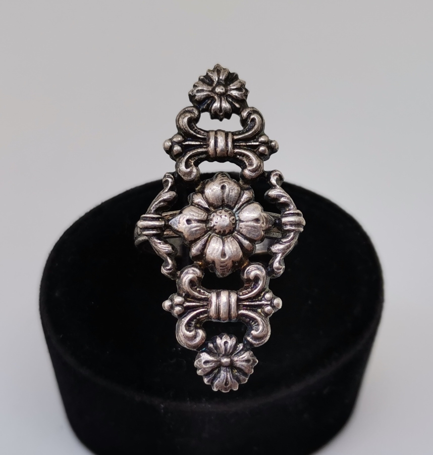 KABARTMA İŞÇİLİKLİ ANTİK GÜMÜŞ YÜZÜK