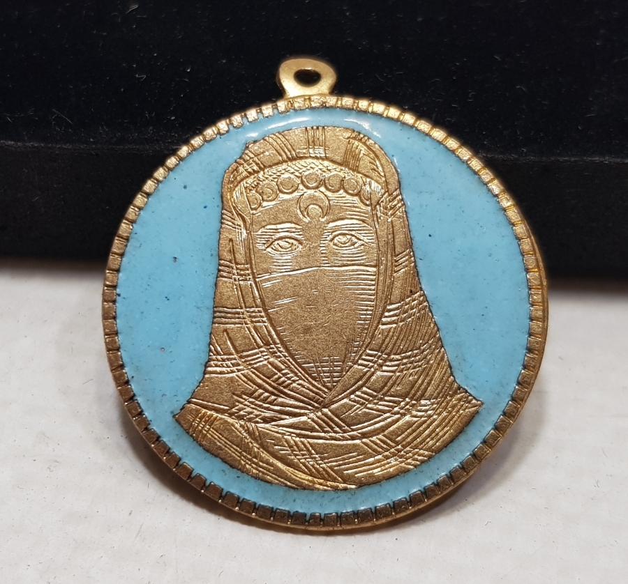 ÜZERİ MİNE İŞÇİLİKLİ ANTİKA KÖSTEK SALLAMASI UCU