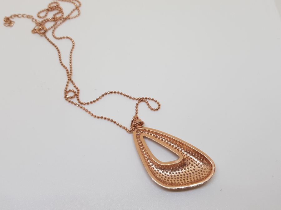 ÜZERİ MARGAZİT TAŞLI VE ALTIN KAPLAMA AVRUPA YAPIMI GÜMÜŞ KOLYE