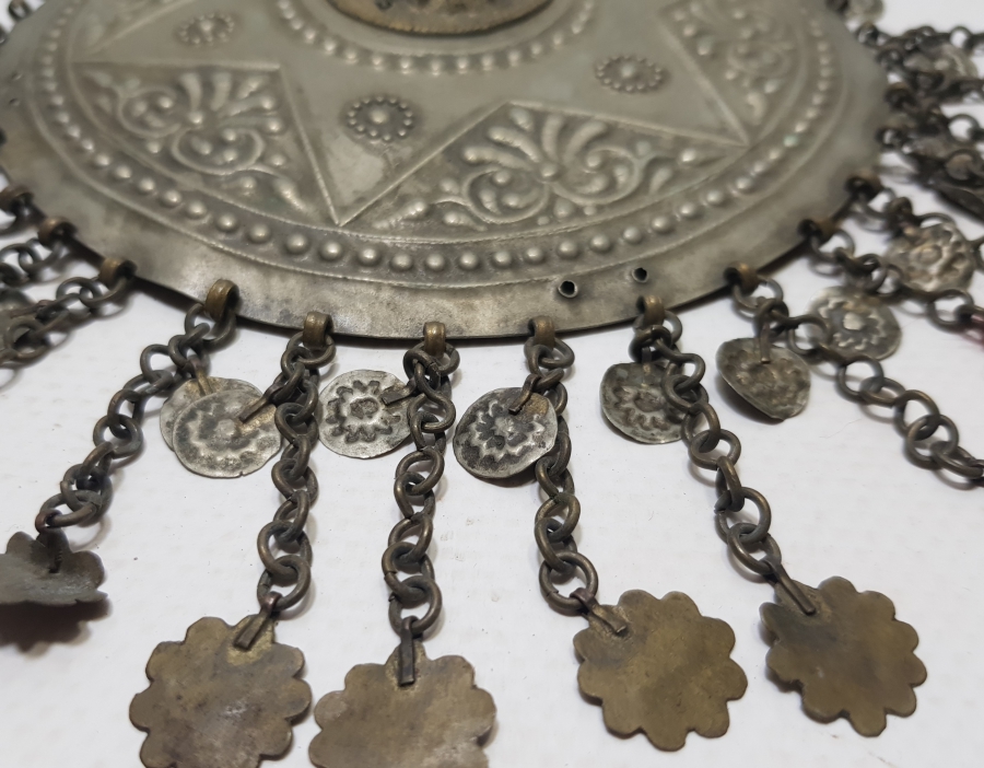 ÜZERİ KABARTMA İŞÇİLİKLİ OSMANLI DÖNEMİ GELİN TEPELİĞİ