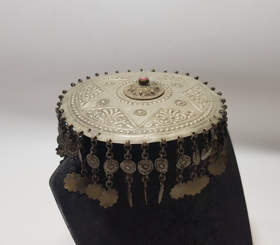 ÜZERİ KABARTMA İŞÇİLİKLİ OSMANLI DÖNEMİ GELİN TEPELİĞİ