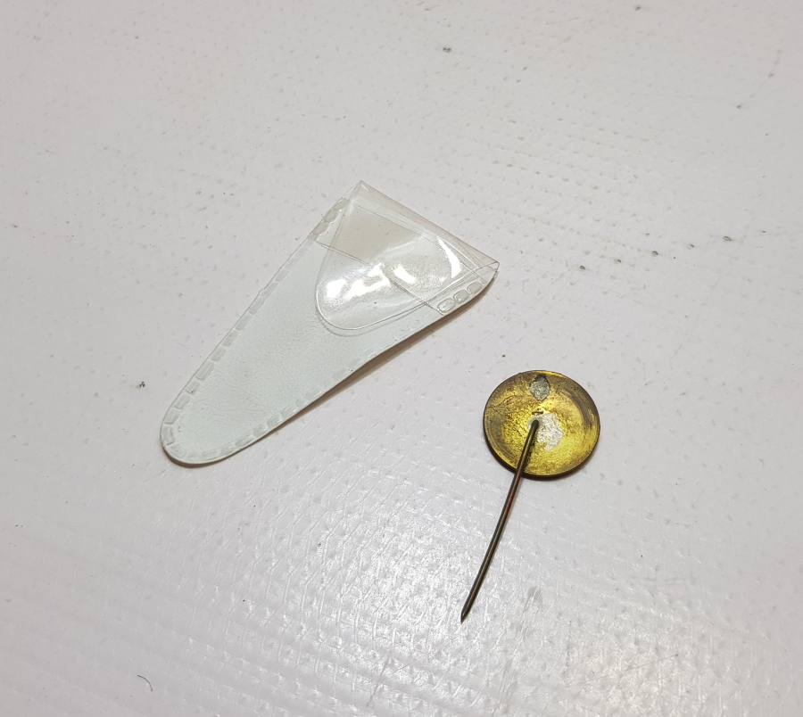 ORİJİNAL KABINDA ANTİKA CHP ROZETİ