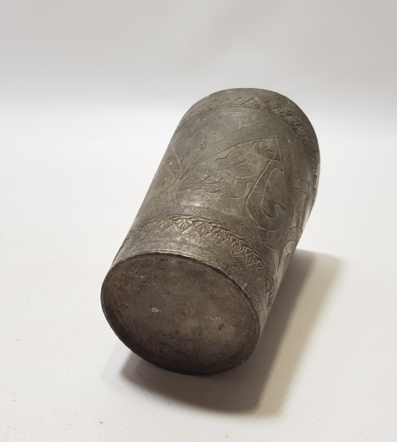 OSMANLI DÖNEMİ ÜZERİ OSMANLICA YAZILI VE ÇİNTEMANİ İŞÇİLİKLİ ESER-İ İSTANBUL ŞERBET BARDAĞI