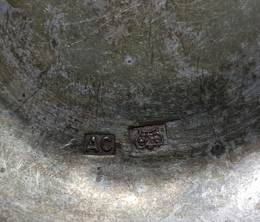 ANTİKA DAMGALI GÜMÜŞ KAPLAMA BERBER SABUNLUĞU