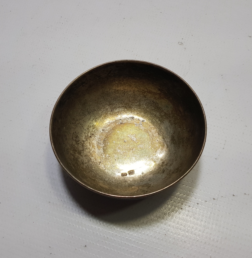 ANTİKA DAMGALI GÜMÜŞ KAPLAMA BERBER SABUNLUĞU