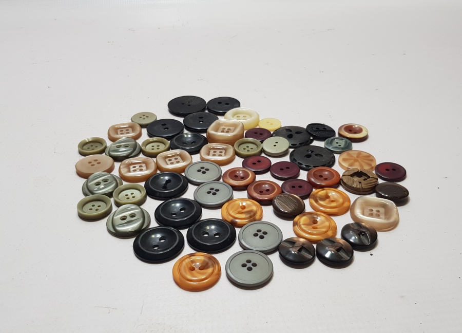 ANTİKA DÜĞME LOTU