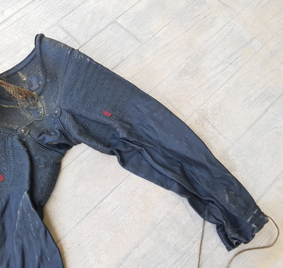 EL YAPIMI ÜZERİ İŞLEMELİ ANTİKA KISPET