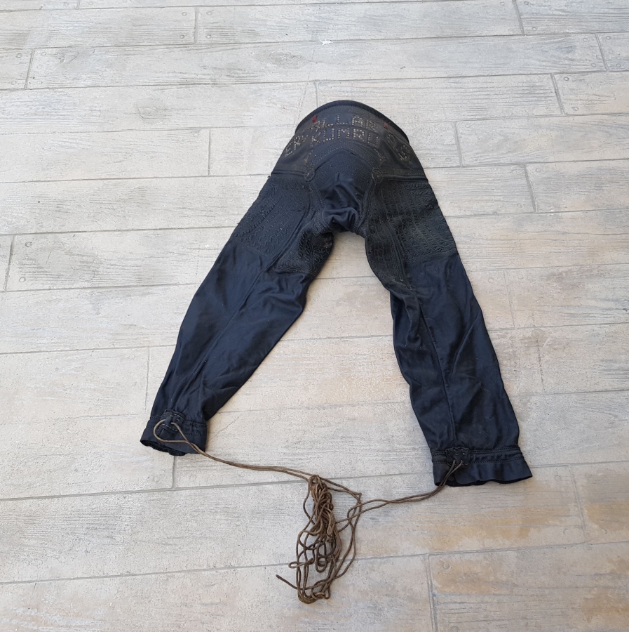 EL YAPIMI ÜZERİ İŞLEMELİ ANTİKA KISPET