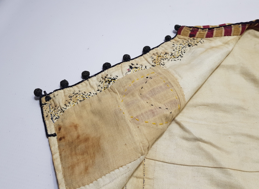 ÜZERİ İPEK İBRİŞİM İŞLEMELİ OSMANLI DÖNEMİ ÇOCUK YELEĞİ