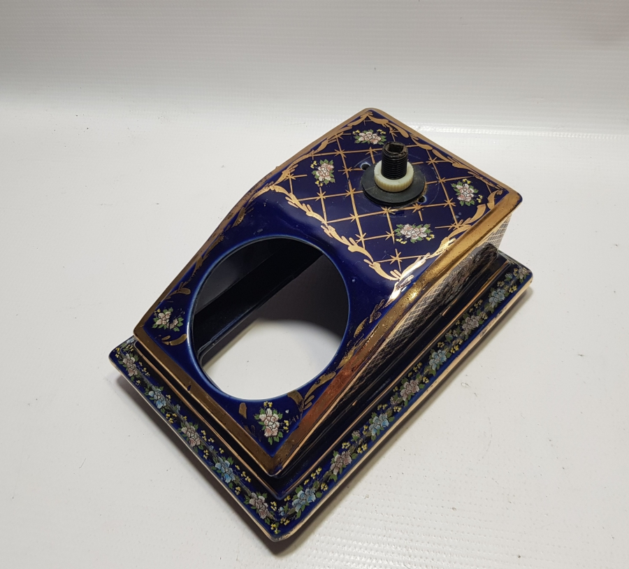 ÜZERİ ALTIN VARAKLI ANTİKA PORSELEN TELEFON GÖVDESİ