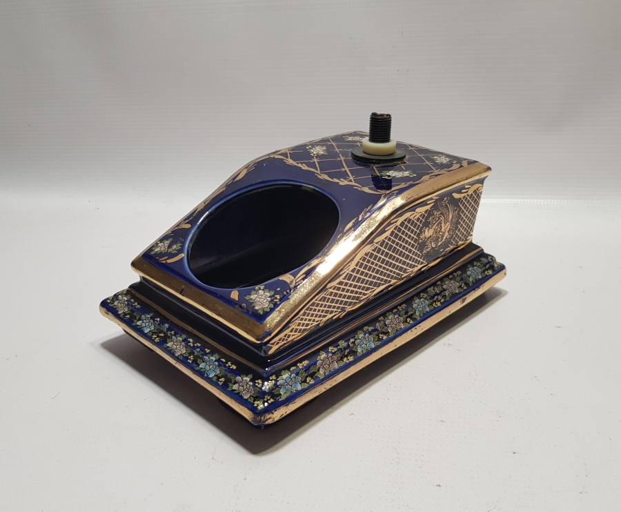 ÜZERİ ALTIN VARAKLI ANTİKA PORSELEN TELEFON GÖVDESİ