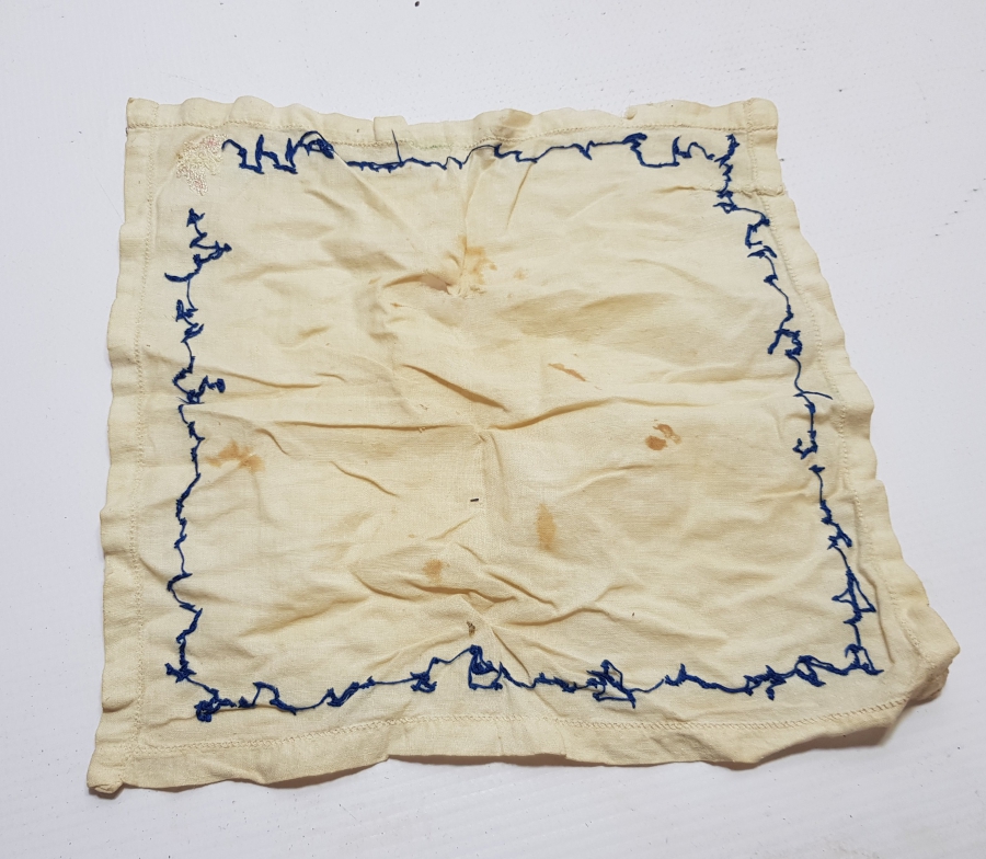 ÜZERİ OSMANLICA YAZILI NADİR SÖZ MENDİLİ