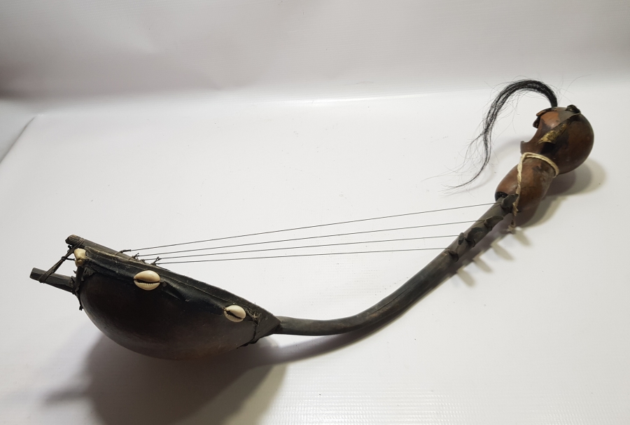 ANTİKA ŞAMAN İŞİ AHŞAP ÇALGI ALETİ