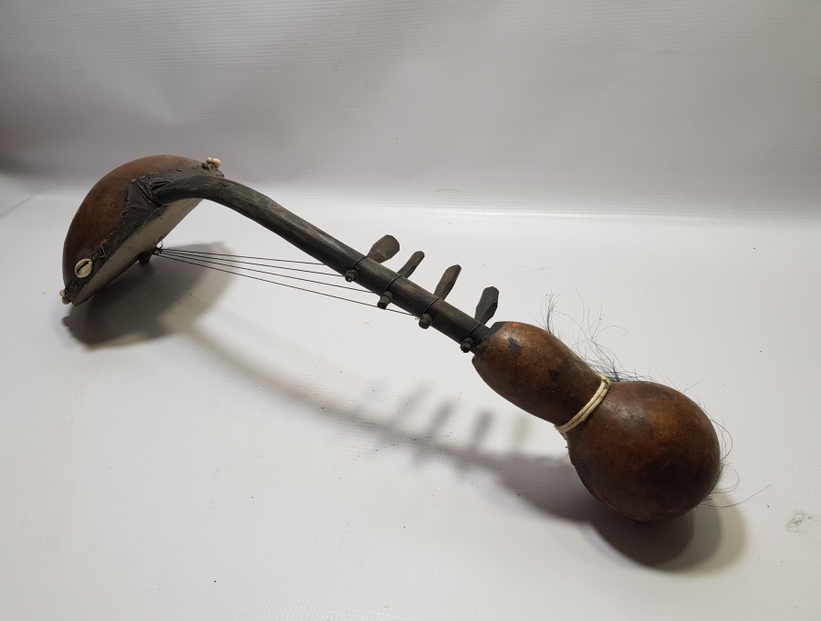 ANTİKA ŞAMAN İŞİ AHŞAP ÇALGI ALETİ