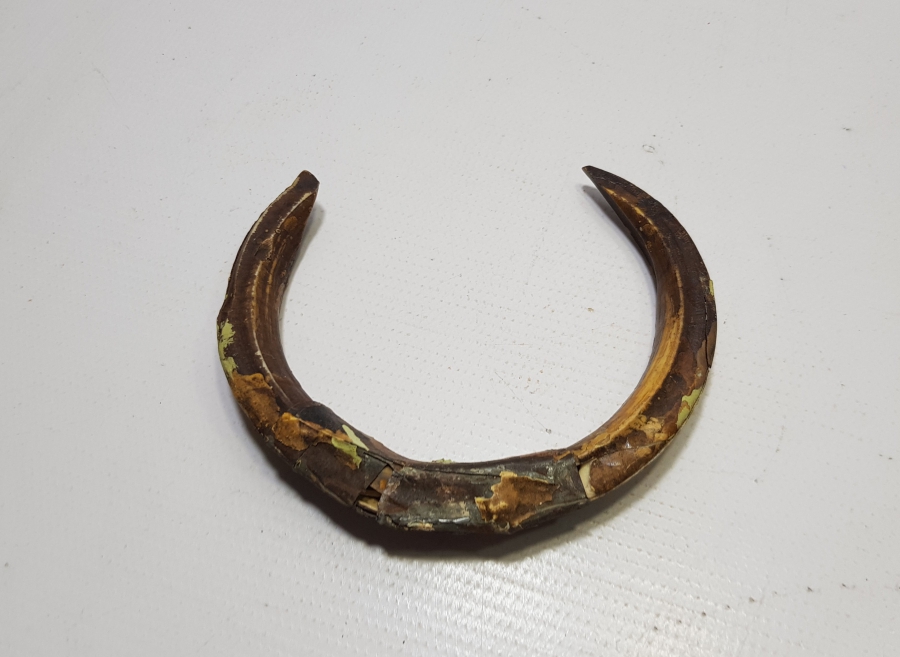 OSMANLI DÖNEMİ ANADOLU ŞAMAN KÜLTÜRÜ KAPI TILSIMI DOMUZ DİŞİ