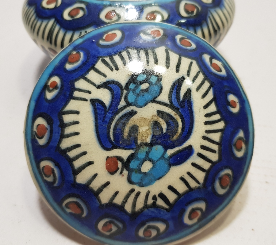 KÜTAHYA İŞİ EL BOYAMA ANTİKA KAPAKLI BERBER PAMUKLUĞU