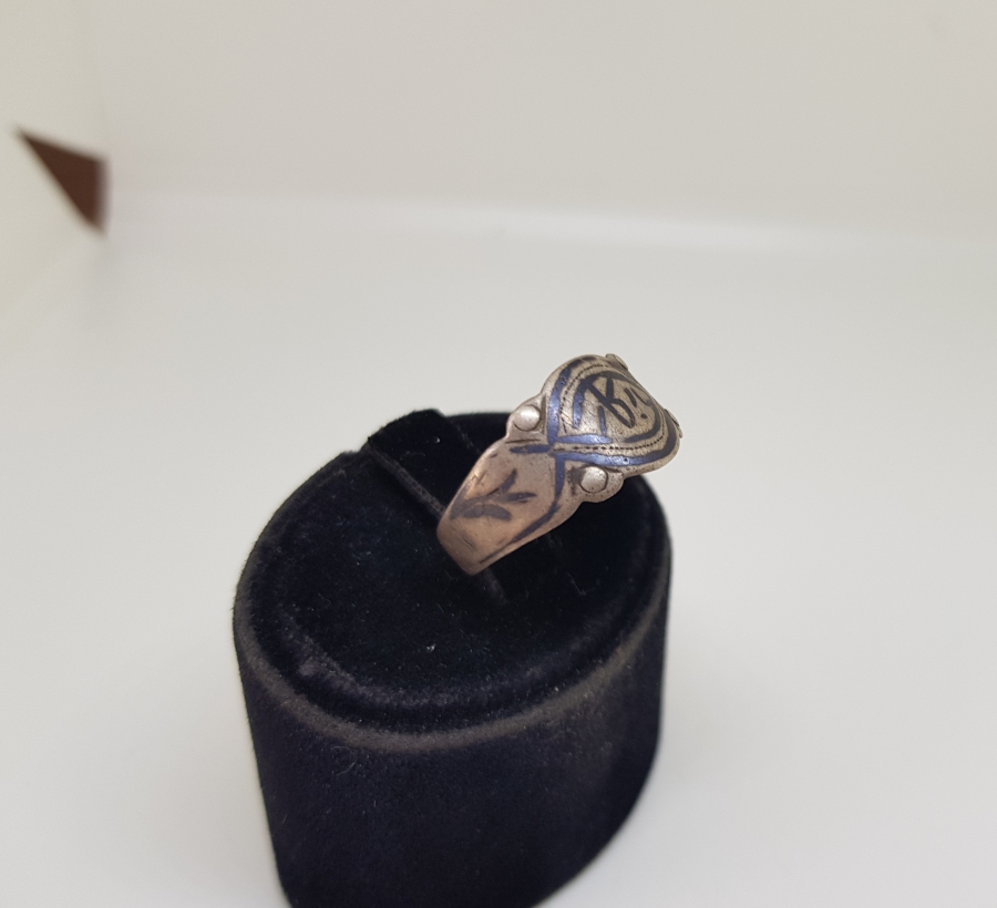 ÜZERİ OSMANLICA YAZILI OSMANLI DÖNEMİ SAVATLI GÜMÜŞ YÜZÜK