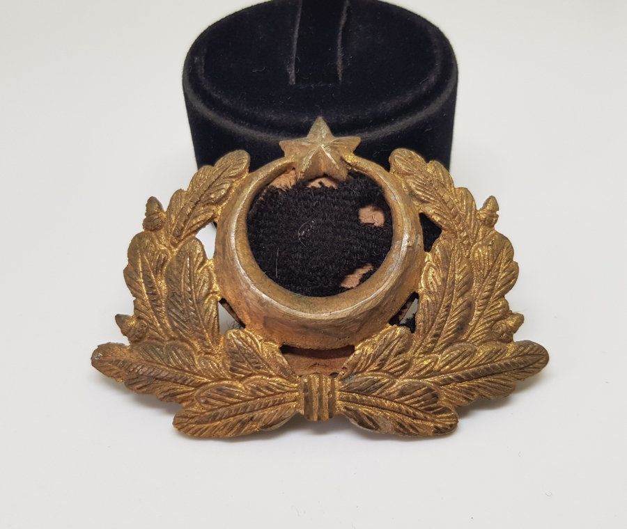 ANTİKA SUBAY ŞAPKA KOKARTI