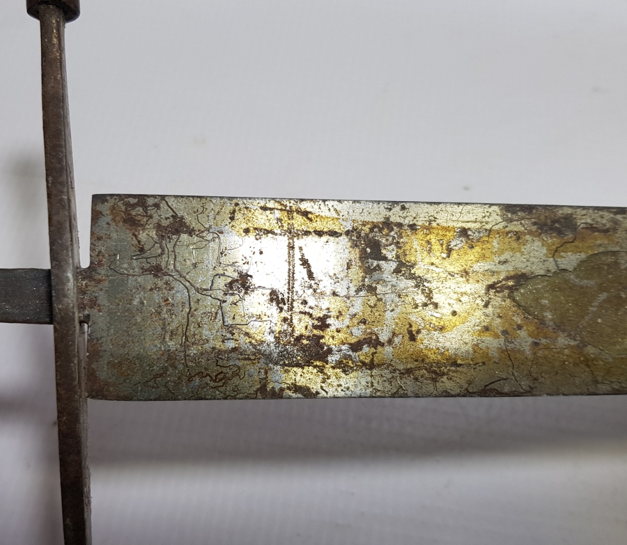 ÜZERİNDE CARLOS V YAZILI AVRUPA YAPIMI ANTİKA SUBAY KILICI