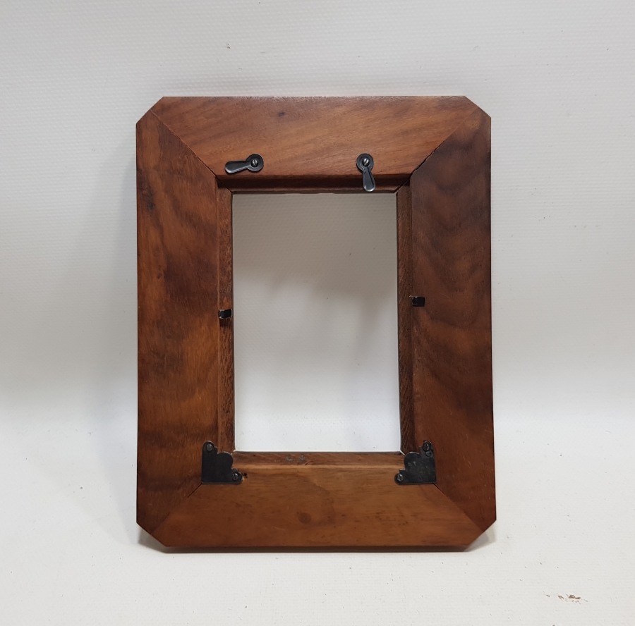 ÜZERİ AY YILDIZLI - OSMANLICA YAZILI VE MEVLEVİ SİKKELİ ÖZEL YAPIM AHŞAP FOTOĞRAF ÇERÇEVESİ