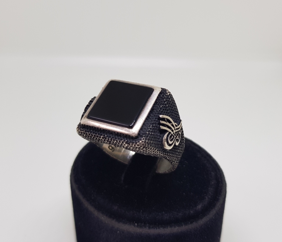 ÜZERİNDE SELÇUKLU KARTALI FİGÜRÜ BULUNAN ÖZEL YAPIM GÜMÜŞ YÜZÜK