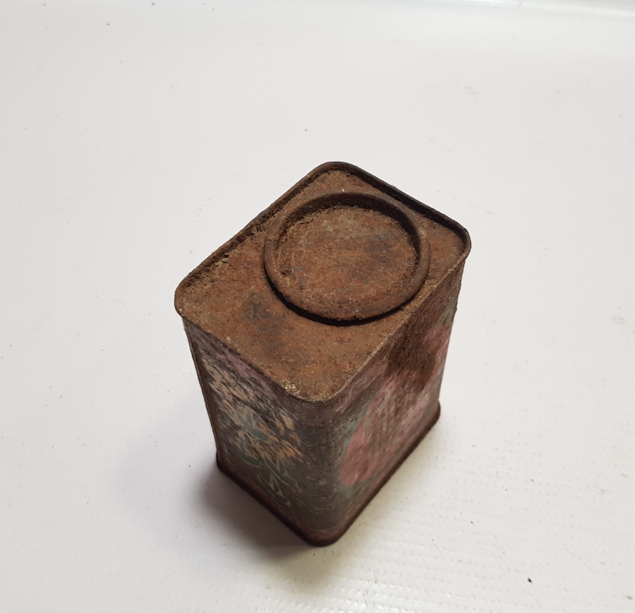 ANTİKA ALTINBAŞ ÇAY KUTUSU