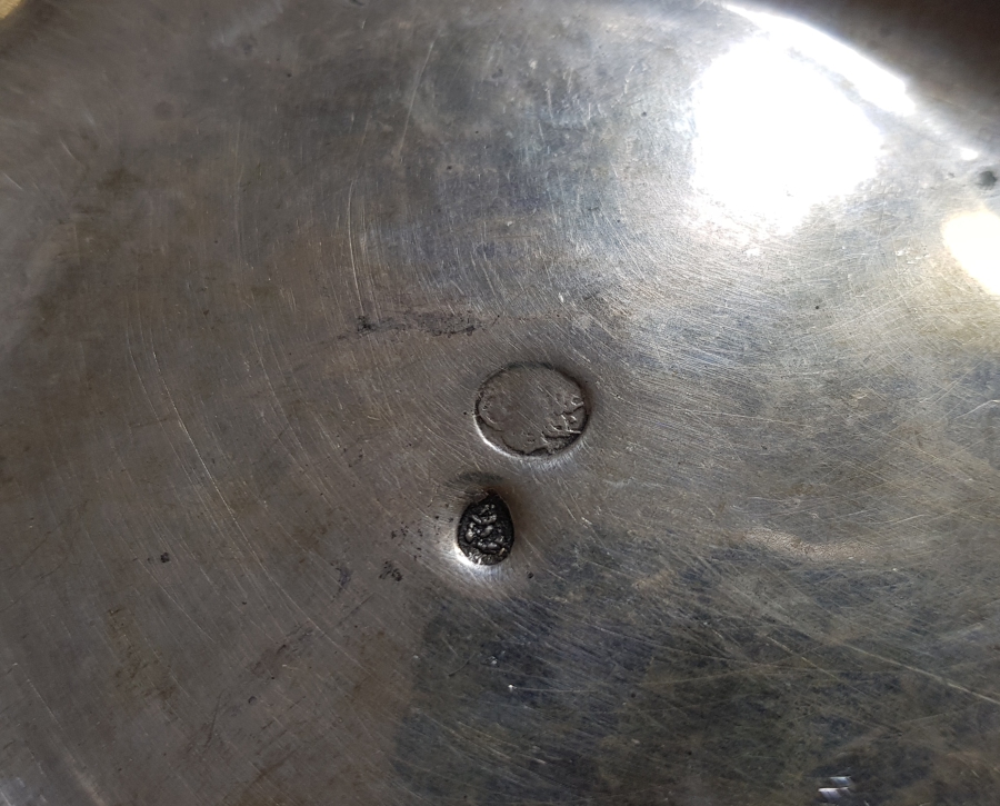 ABDÜLMECİD HAN DÖNEMİ TUĞRALI GÜMÜŞ NADİR KINA TASI