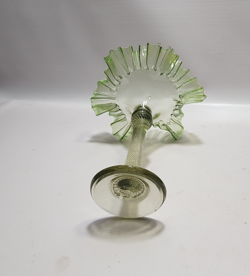 KOPARMA İŞÇİLİKLİ NADİR FORMDA FIRFIRLI LOKUMLUK