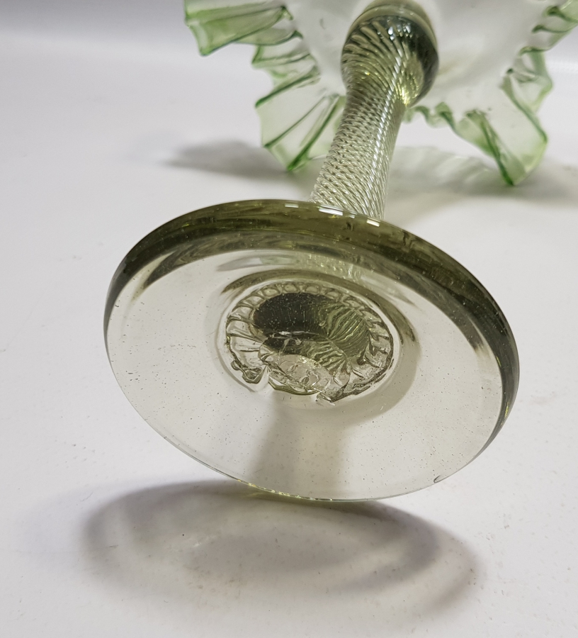 KOPARMA İŞÇİLİKLİ NADİR FORMDA FIRFIRLI LOKUMLUK