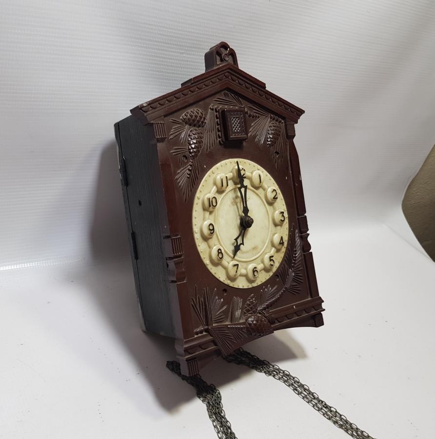 KARAORMAN MODELİ ANTİKA GUGUKLU TOPLU DUVAR SAATİ