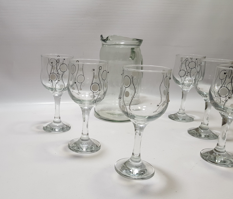 ÜZERİ İŞLEMELİ AVRUPA YAPIMI SU TAKIMI