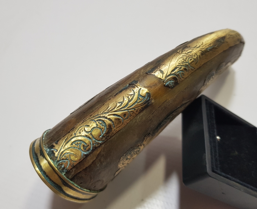 ÜZERİ AY YILDIZLI OSMANLI DÖNEMİ BOYNUZ BARUTLUK