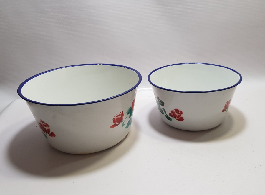 İKİ ADET ANTİKA BÜYÜK BOY EMAYE KASE