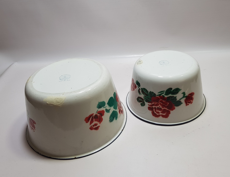 İKİ ADET ANTİKA BÜYÜK BOY EMAYE KASE