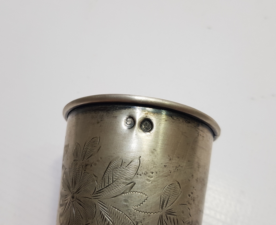 SULTAN VAHDETTİN DÖNEMİ ÇOK NADİR HİLAL VE SAH DAMGALI GÜMÜŞ SU BARDAĞI