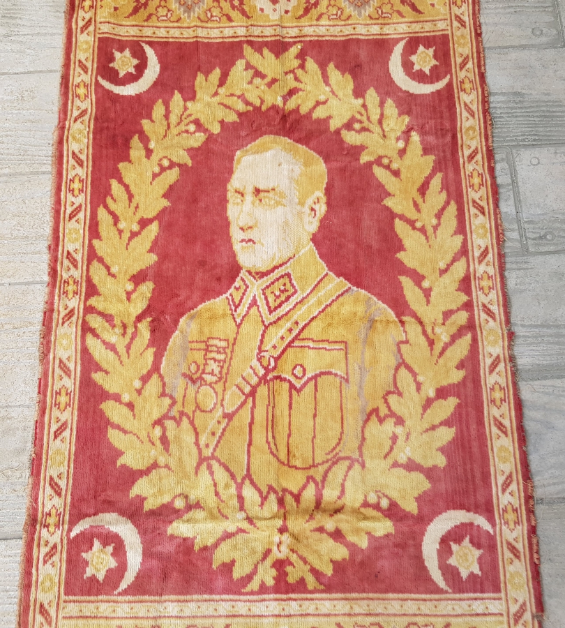 OSMANLI SON DÖNEM ÇOK NADİR ASKERİ KIYAFETLİ VE OSMANLI NİŞANLI MİLLİ MÜCADELE PROPAGANDASI ATATÜRK DUVAR HALISI