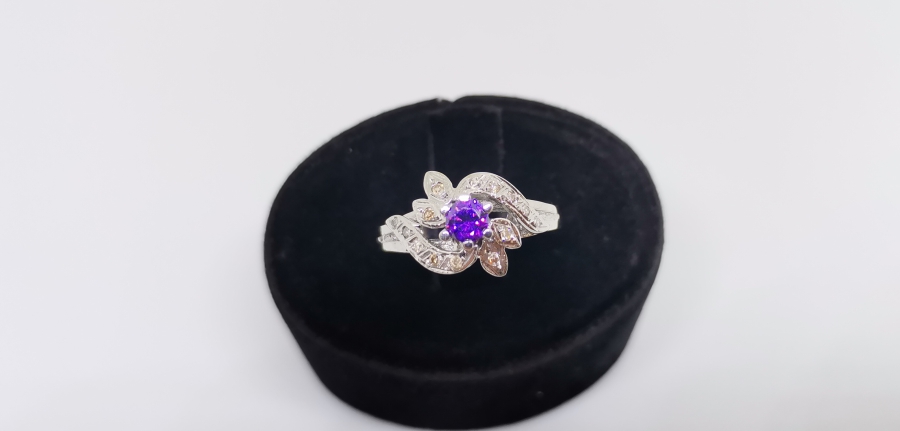 AMETİST VE PIRLANTA TAŞLI DALLI MODELLİ YÜZÜK