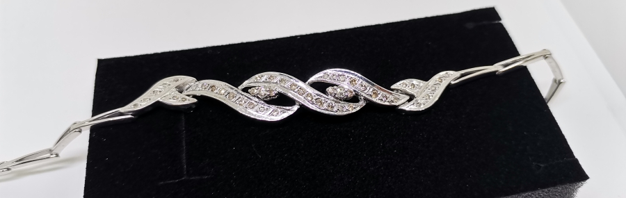 SARMAŞIK MODEL PIRLANTA TAŞLI BİLEKLİK