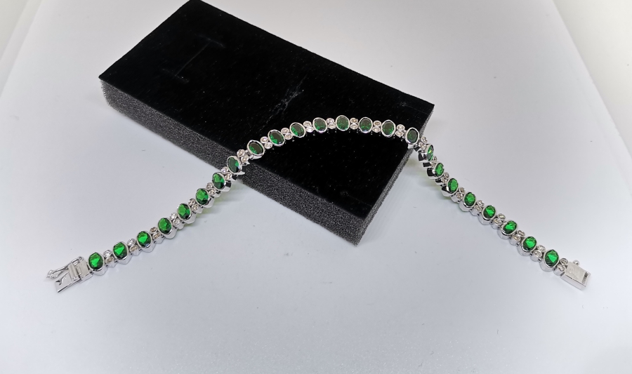 ZÜMRÜT VE PIRLANTA TAŞLI BİLEKLİK