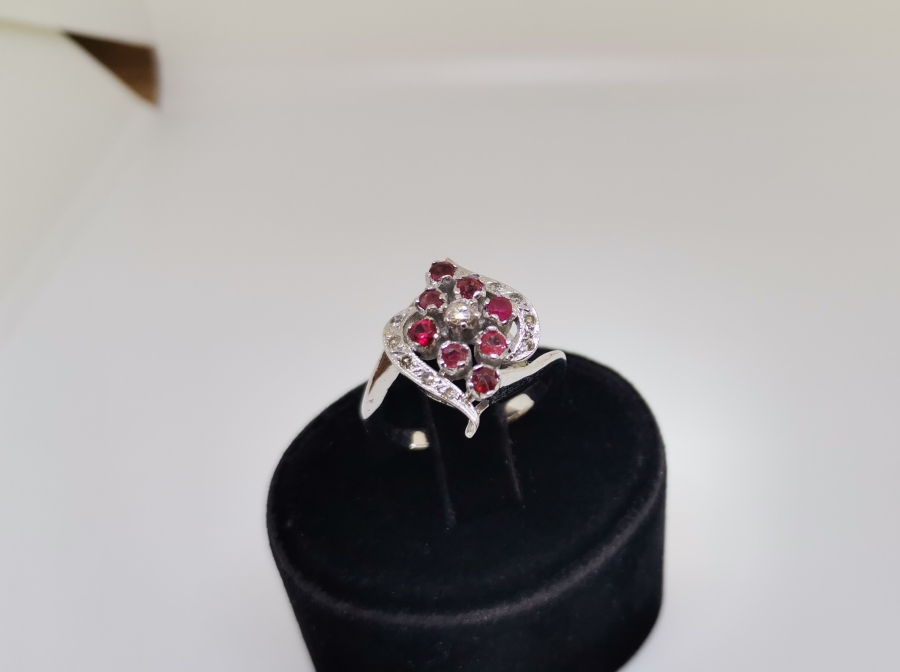 YAKUT VE PIRLANTA TAŞLI BÜYÜK SALYANGOZ MODELİ YÜZÜK