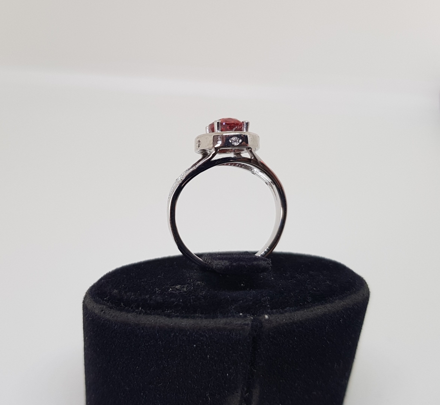 GARNET VE PIRLANTA TAŞLI DİVANHANE MODELİ YÜZÜK