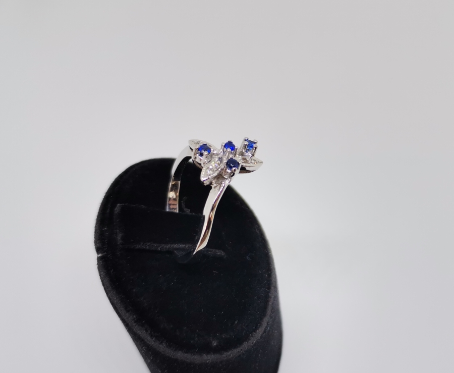 SAFİR VE PIRLANTA TAŞLI DANA BURNU MODELİ YÜZÜK