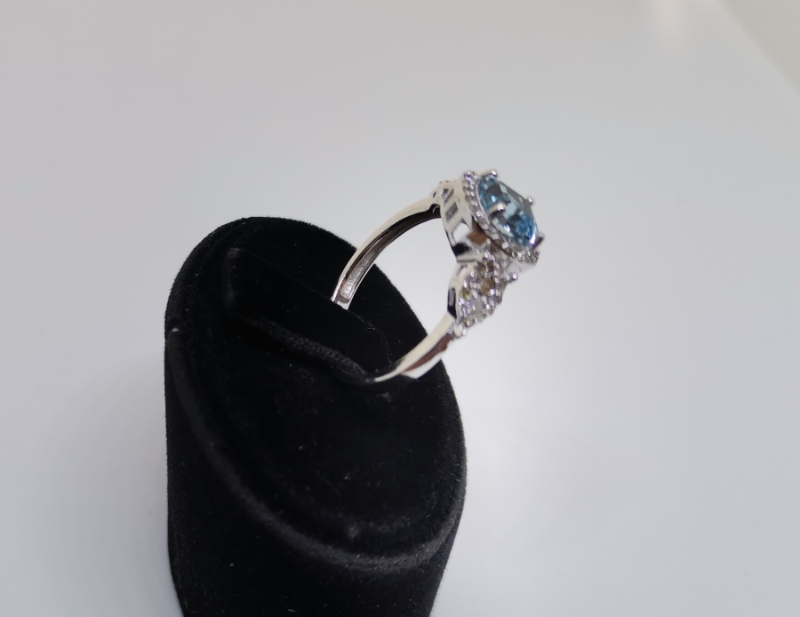 AQUAMAİN VE PIRLANTA TAŞLI YÜZÜK