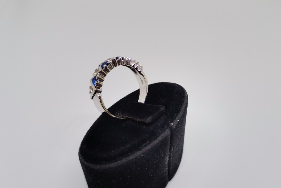 SAFİR VE PIRLANTA TAŞLI YARIM TUR YÜZÜK