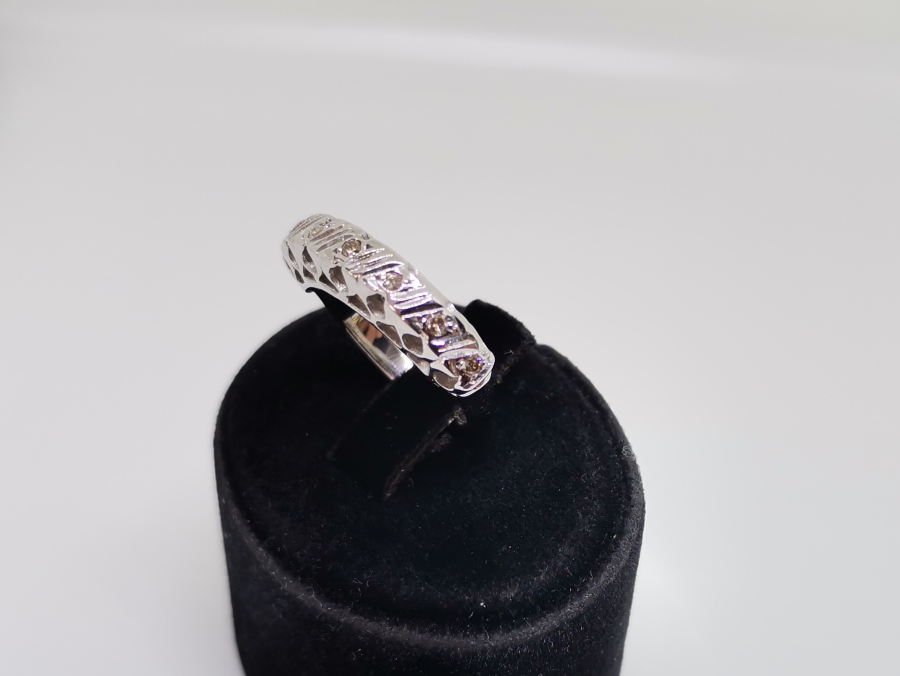 YEDİTAŞLI MODEL PIRLANTA YÜZÜK