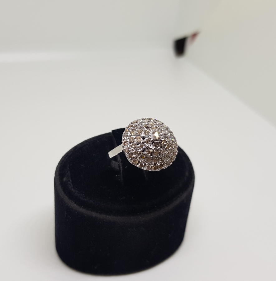 KUBBELİ MODEL PIRLANTA TAŞLI YÜZÜK