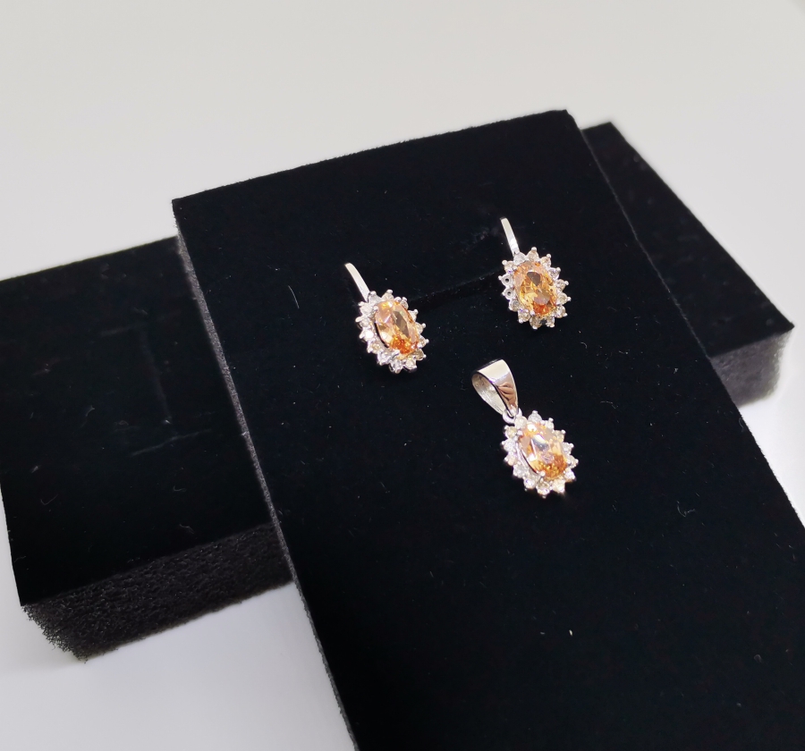 SİTRİN VE PIRLANTA TAŞLI KOLYE KÜPE TAKIMI