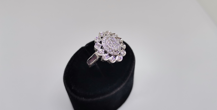 PIRLANTA TAŞLI GÜNEŞ MODEL YÜZÜK