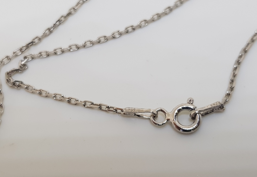 SAFİR VE PIRLANTA TAŞLI KOLYE