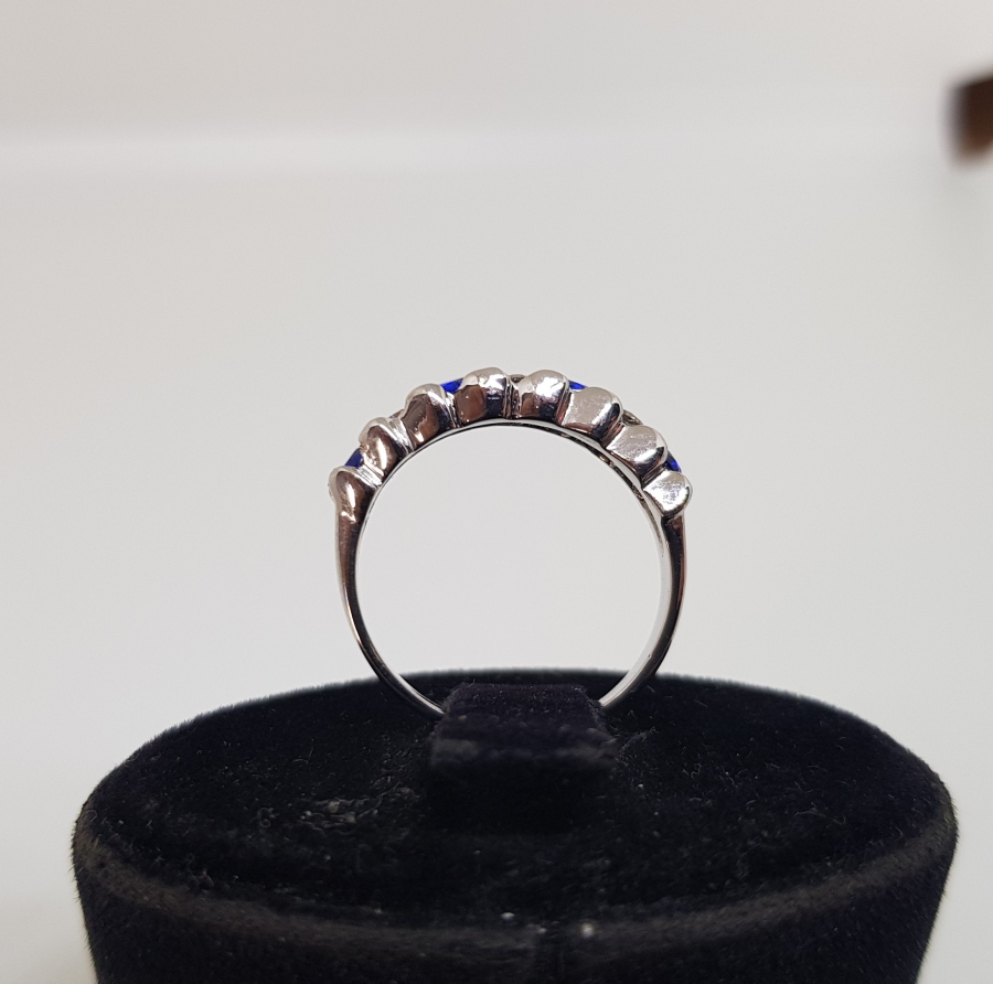 SAFİR VE PIRLANTA TAŞLI AYRIK MODEL YÜZÜK